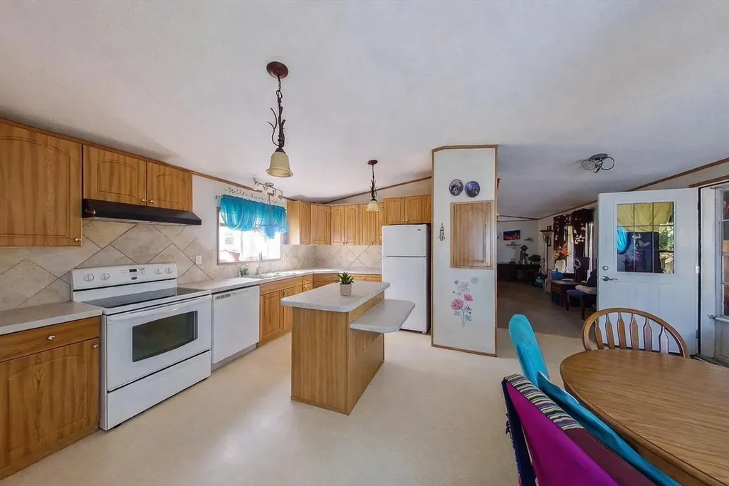 38138 Range Road 283 Rural Red Deer County AB T4S2B4