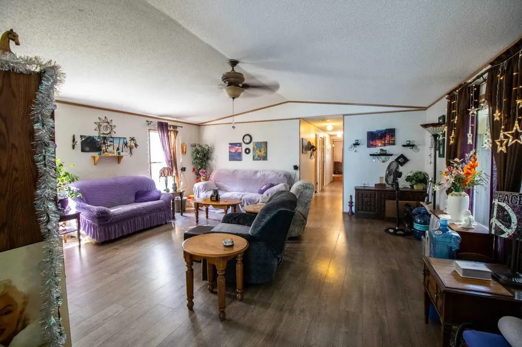 38138 Range Road 283 Rural Red Deer County AB T4S2B4