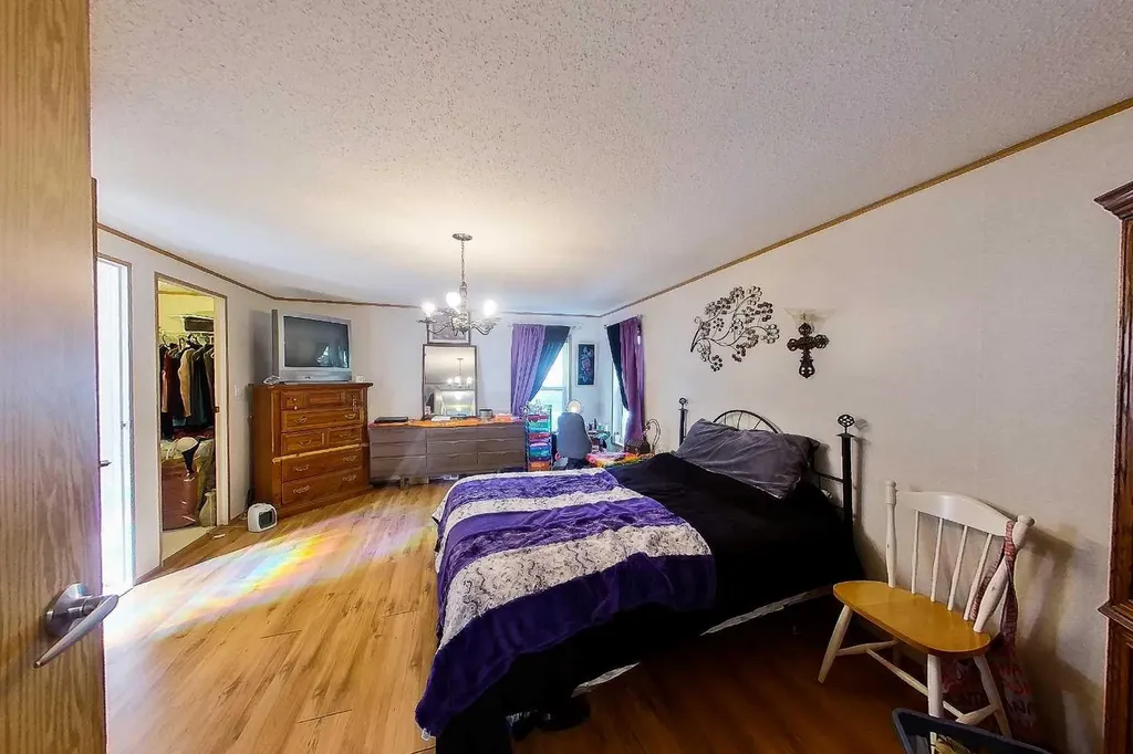 38138 Range Road 283 Rural Red Deer County AB T4S2B4