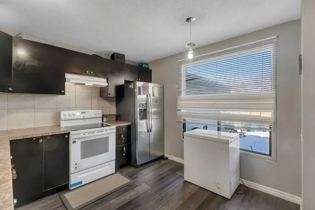 354 Aboyne Place NE Calgary AB T2A 5Y9