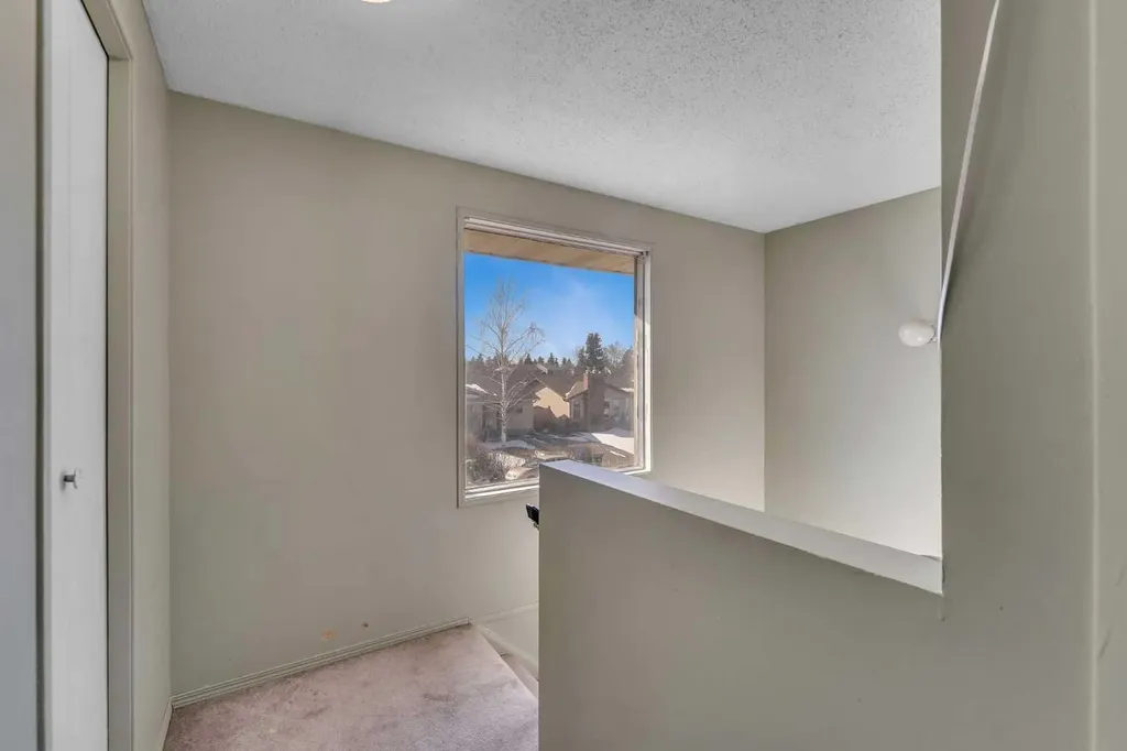 354 Aboyne Place NE Calgary AB T2A 5Y9