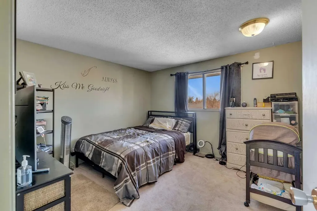 354 Aboyne Place NE Calgary AB T2A 5Y9