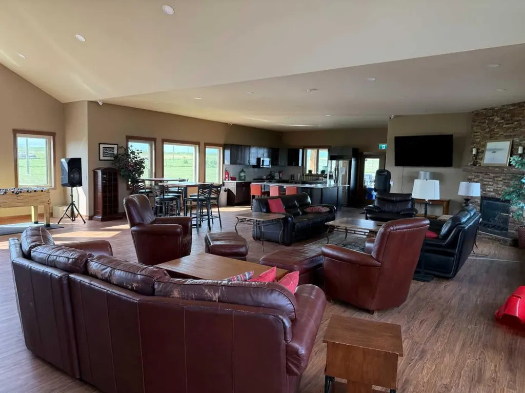 8 Travers Ridge Way Rural Vulcan County AB T0L 2B0