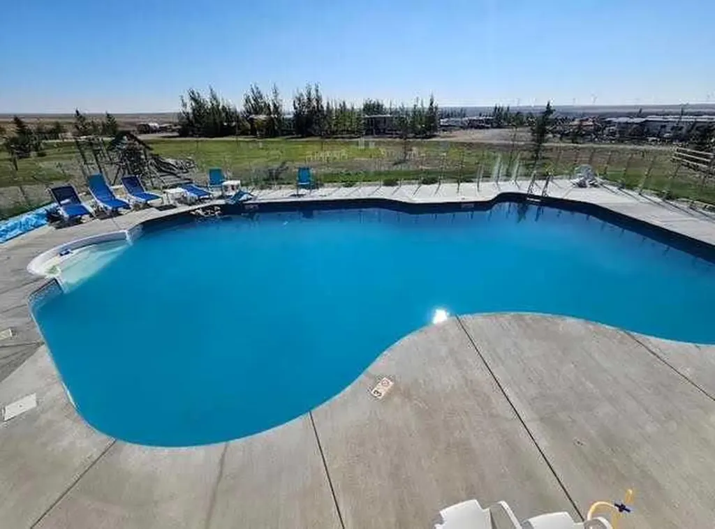 8 Travers Ridge Way Rural Vulcan County AB T0L 2B0