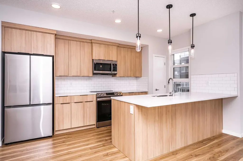 40 Carrington Plaza N Calgary AB T3P 1X7