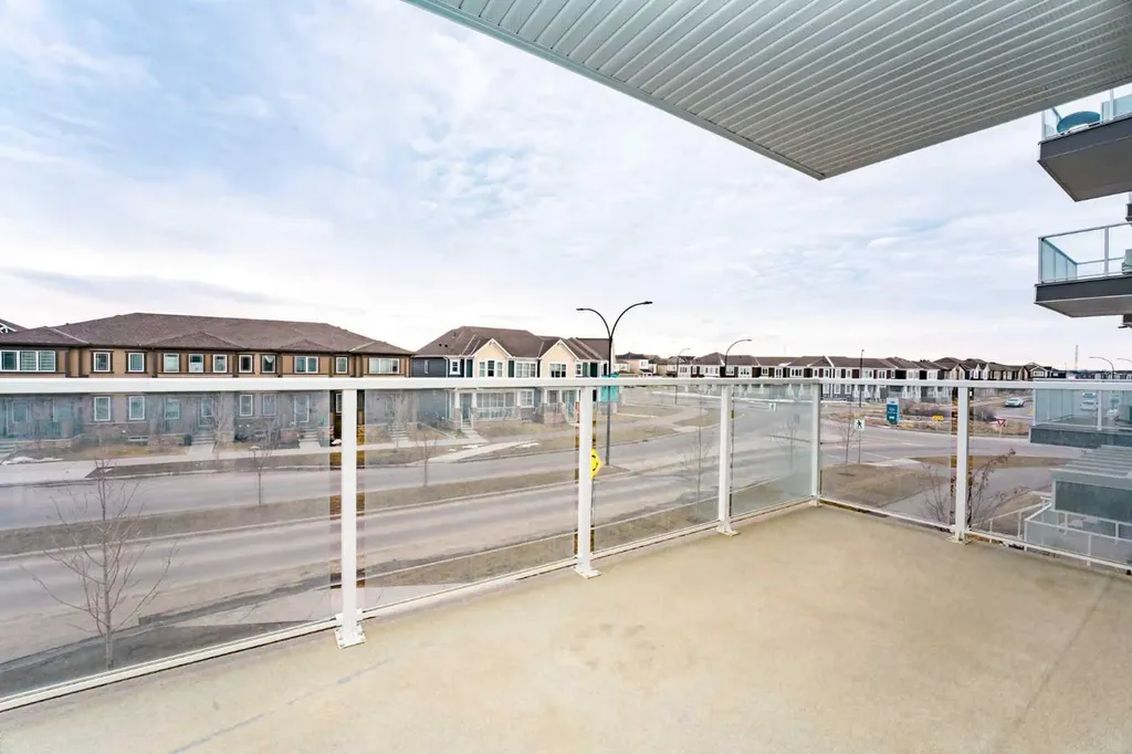 40 Carrington Plaza N Calgary AB T3P 1X7