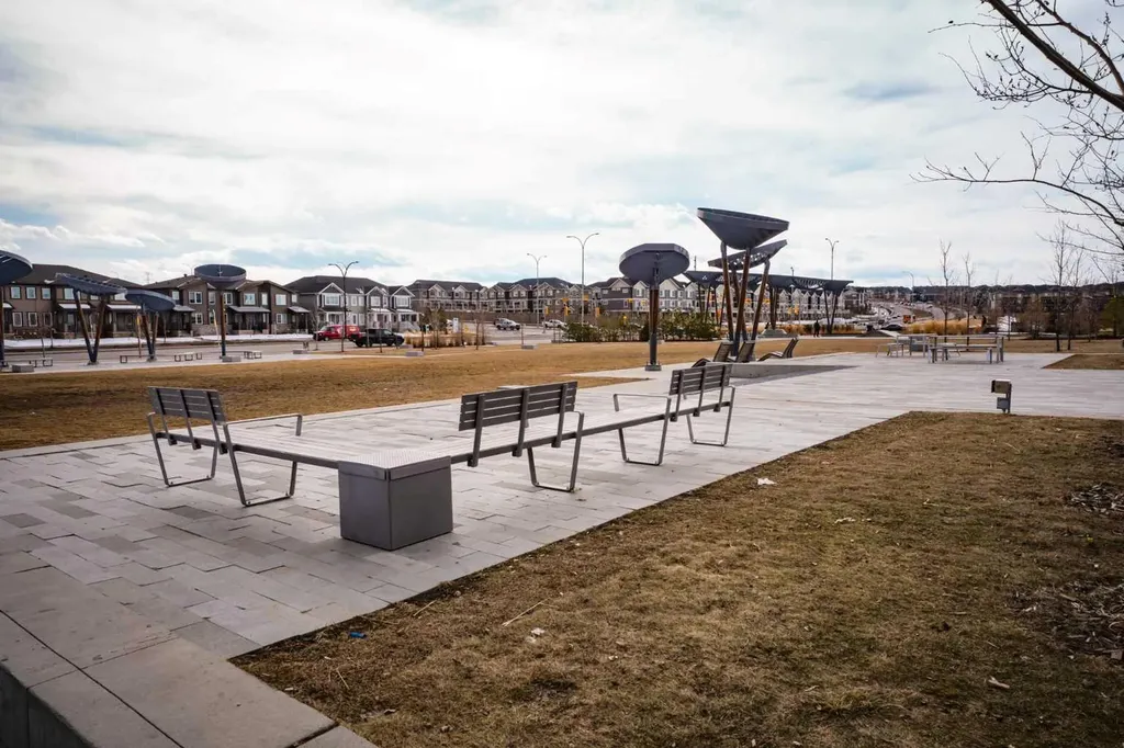 40 Carrington Plaza N Calgary AB T3P 1X7