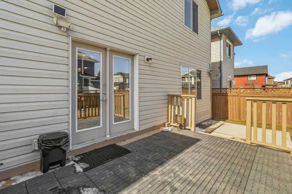19 Saddleland Drive Calgary AB T3J5J3