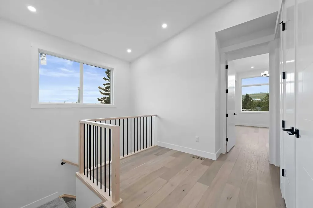 8112 Bowness Road NW Calgary AB T3B 0H6