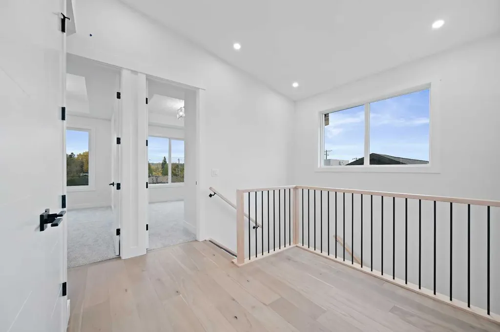8112 Bowness Road NW Calgary AB T3B 0H6