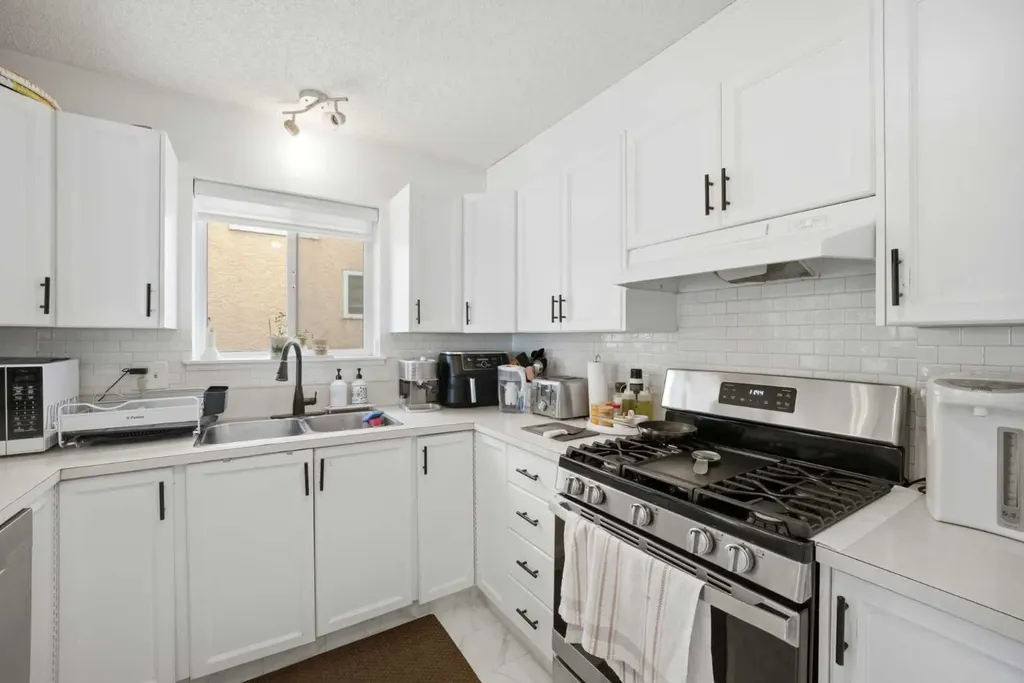 80 Martinglen Way NE Calgary AB T3J3J1