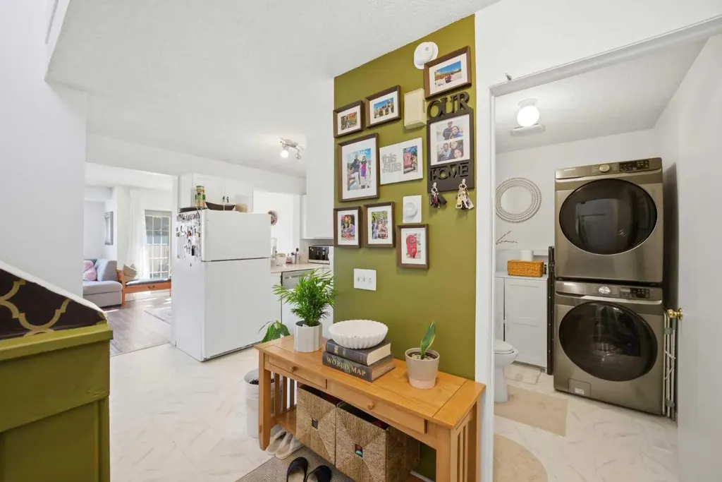 80 Martinglen Way NE Calgary AB T3J3J1