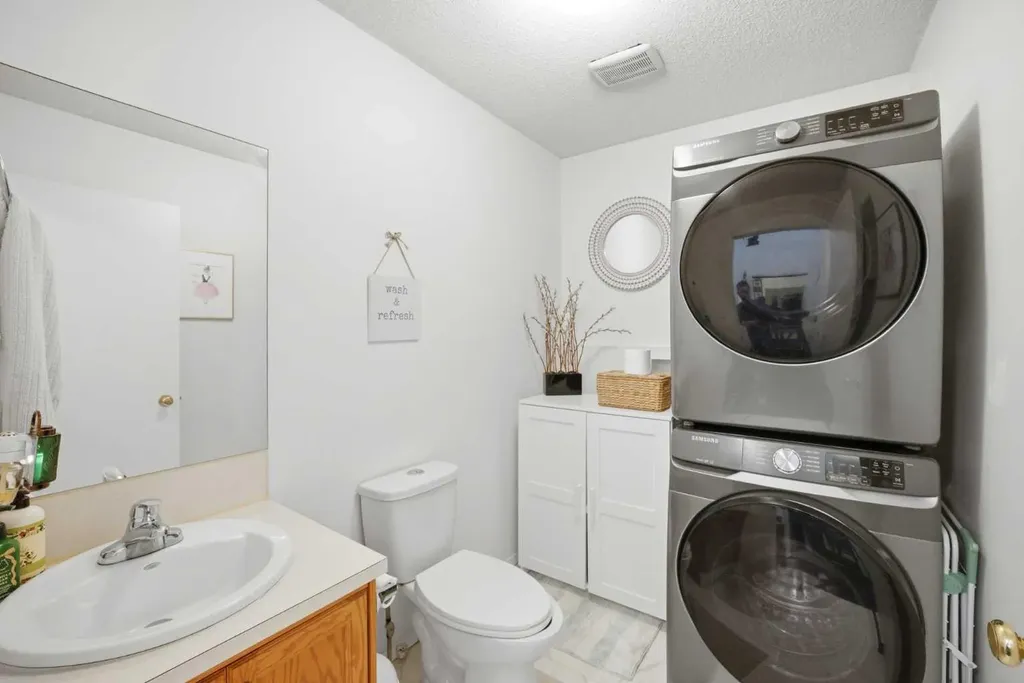 80 Martinglen Way NE Calgary AB T3J3J1