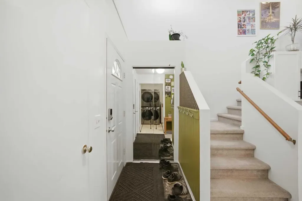 80 Martinglen Way NE Calgary AB T3J3J1