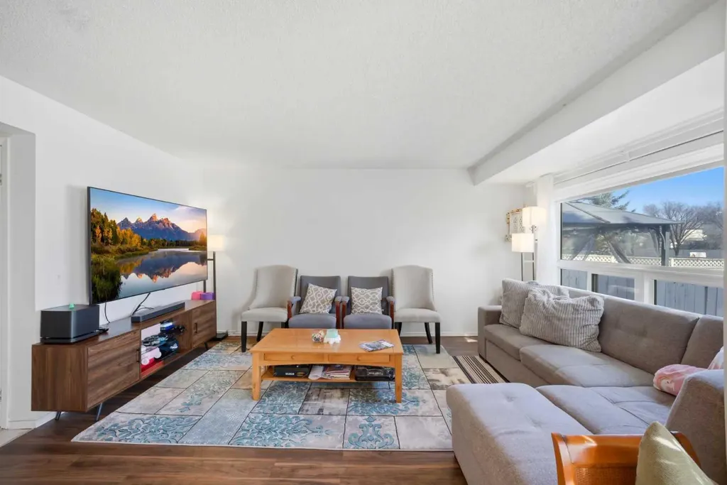 80 Martinglen Way NE Calgary AB T3J3J1
