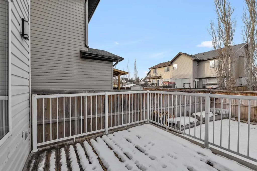 368 New Brighton Place SE Calgary AB T2Z 4W6