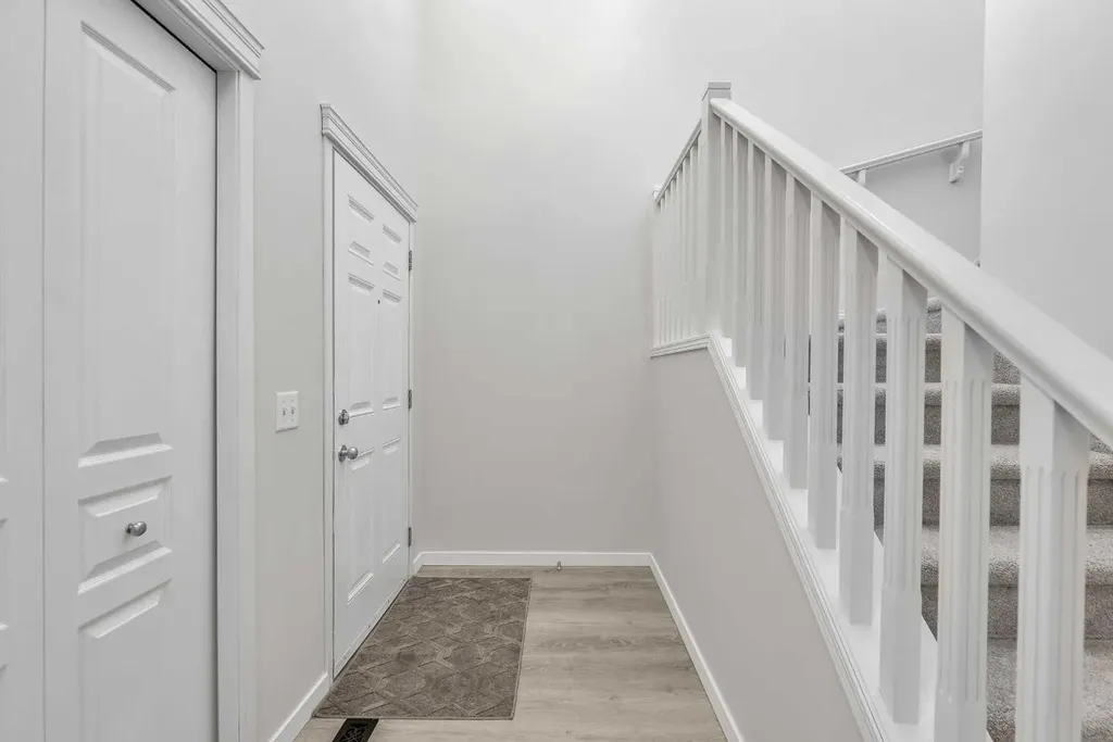 368 New Brighton Place SE Calgary AB T2Z 4W6
