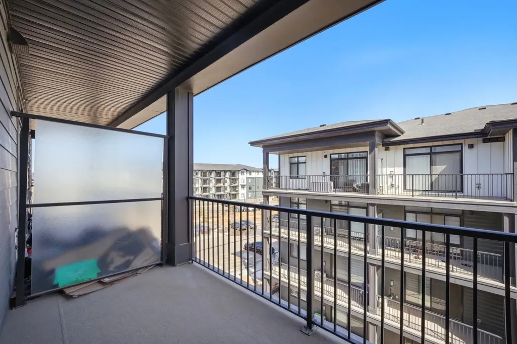 10 Sage Hill Walk NW Calgary AB T3R 1X9