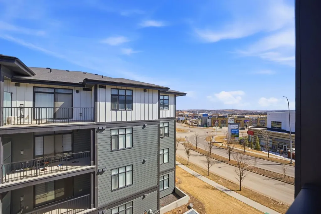 10 Sage Hill Walk NW Calgary AB T3R 1X9