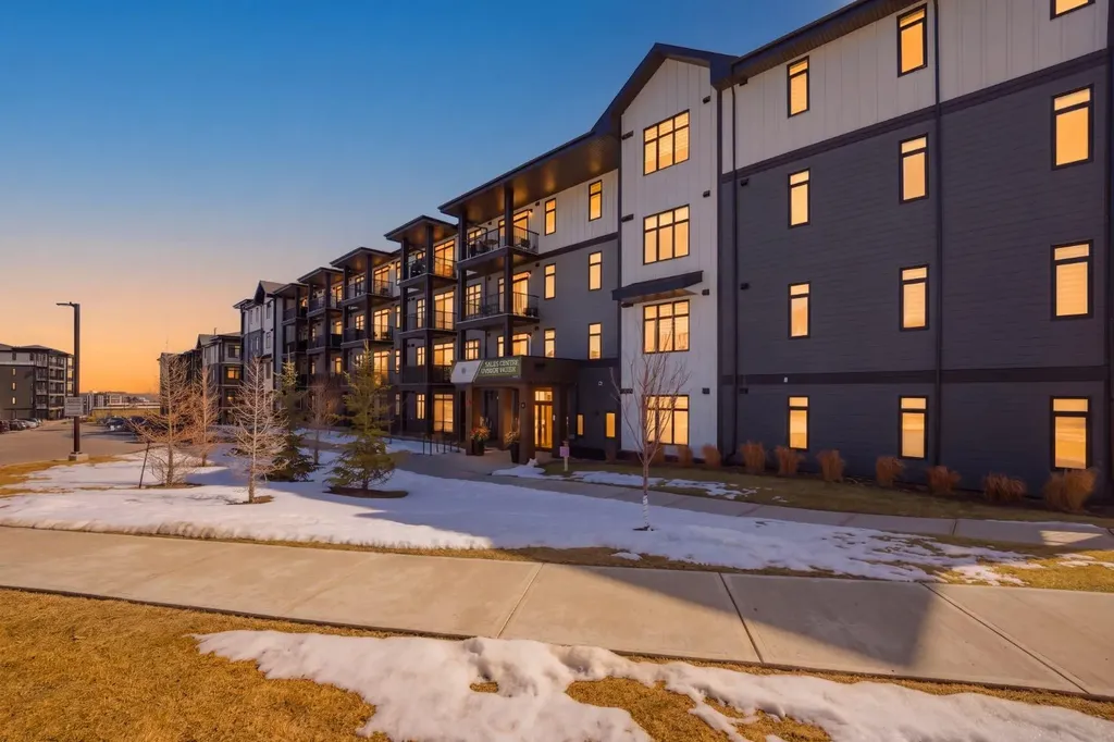 10 Sage Hill Walk NW Calgary AB T3R 1X9