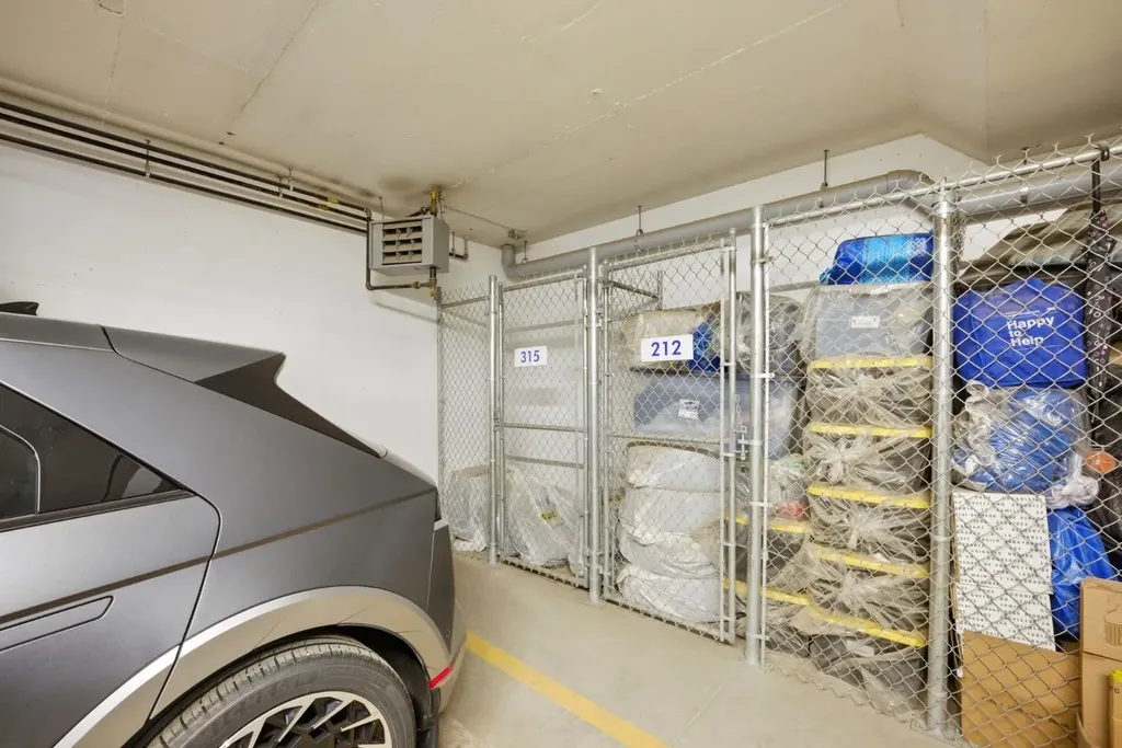 10 Sage Hill Walk NW Calgary AB T3R 1X9