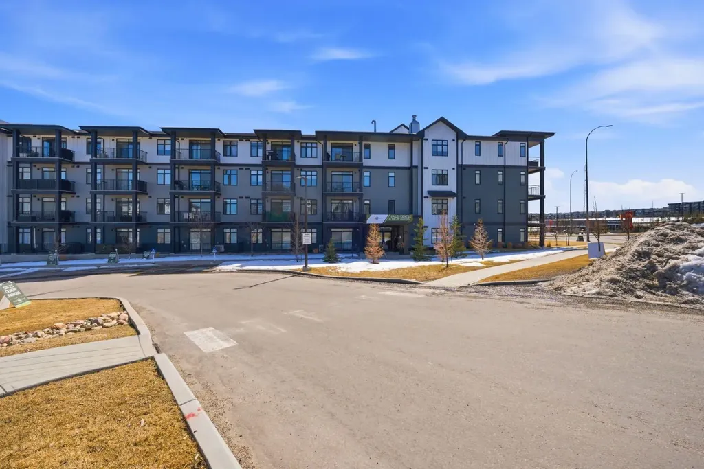 10 Sage Hill Walk NW Calgary AB T3R 1X9