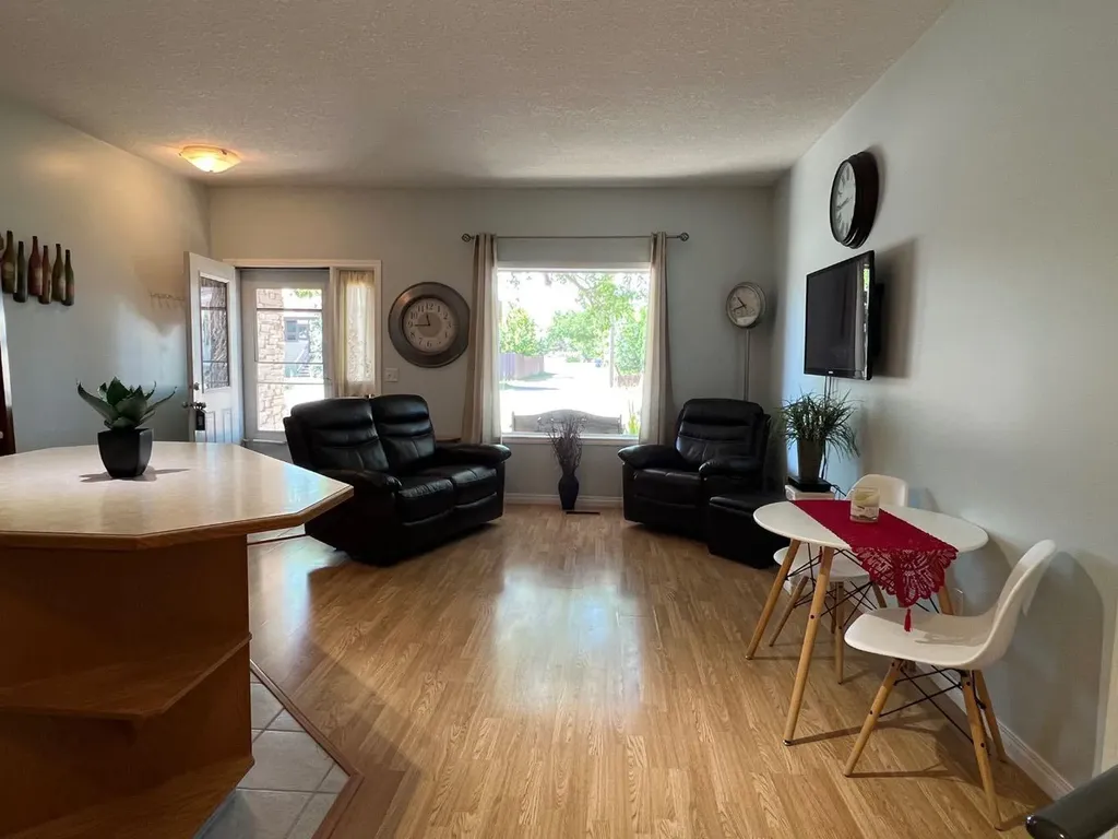 2134 21 Avenue Coaldale AB T1M1H9
