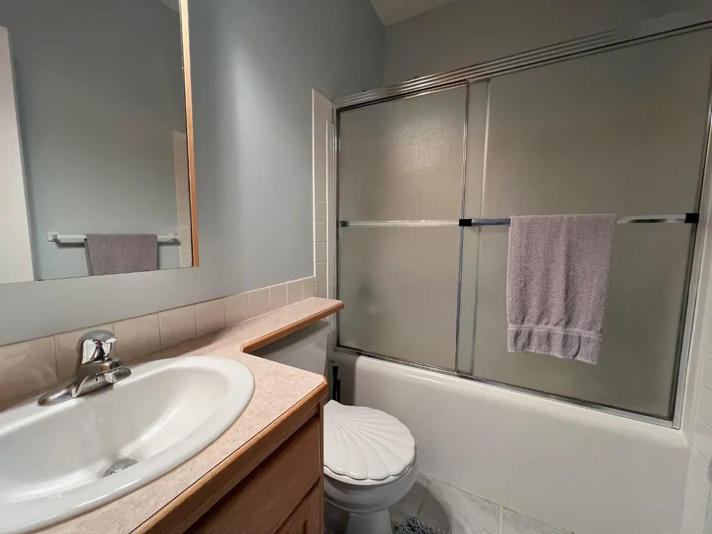 2134 21 Avenue Coaldale AB T1M1H9
