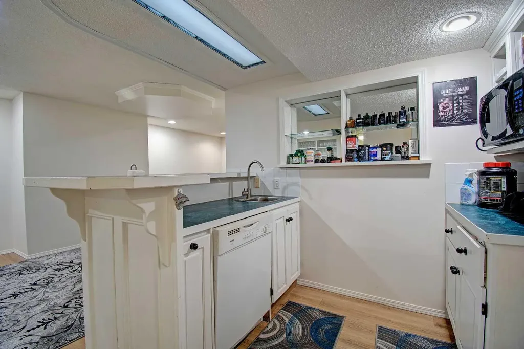 10316 Hidden Valley Drive NW Calgary AB T3A 4Z6
