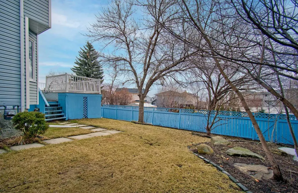 10316 Hidden Valley Drive NW Calgary AB T3A 4Z6