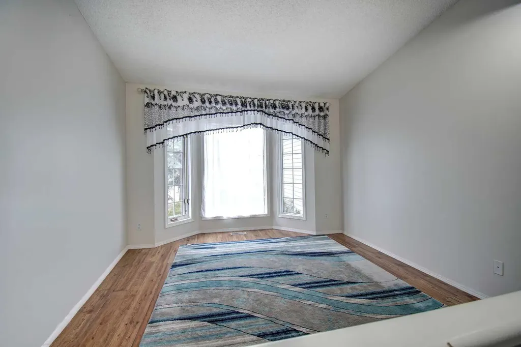 10316 Hidden Valley Drive NW Calgary AB T3A 4Z6