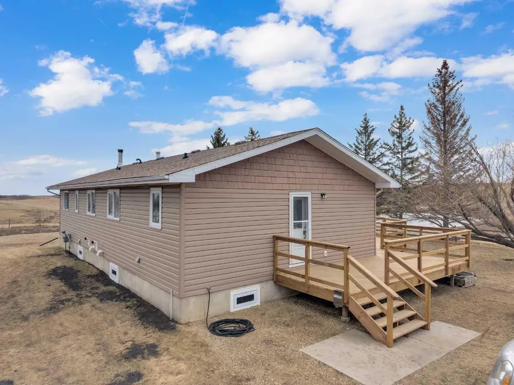 25236 Township Road 374 Rural Red Deer County AB T4E 1E7