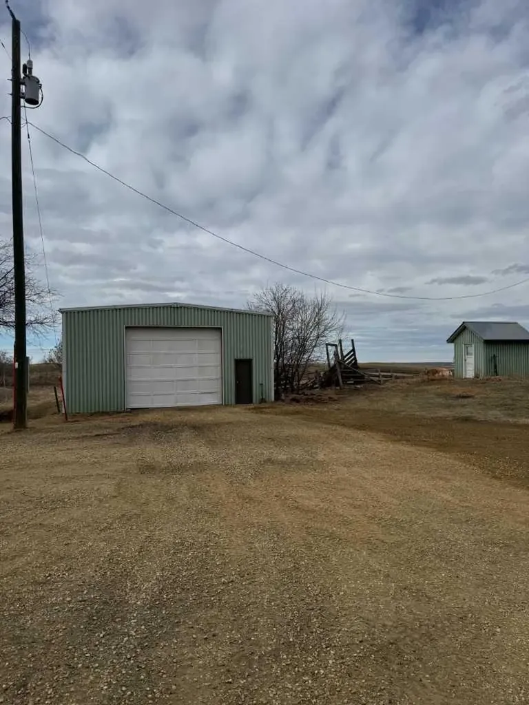 25236 Township Road 374 Rural Red Deer County AB T4E 1E7