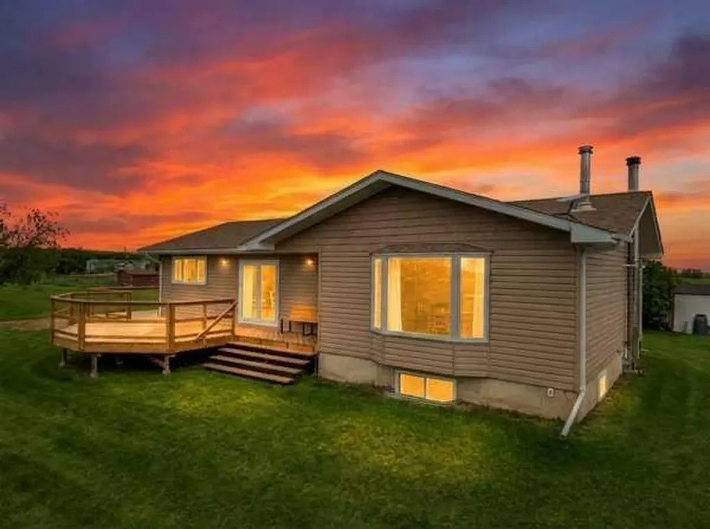 25236 Township Road 374 Rural Red Deer County AB T4E 1E7