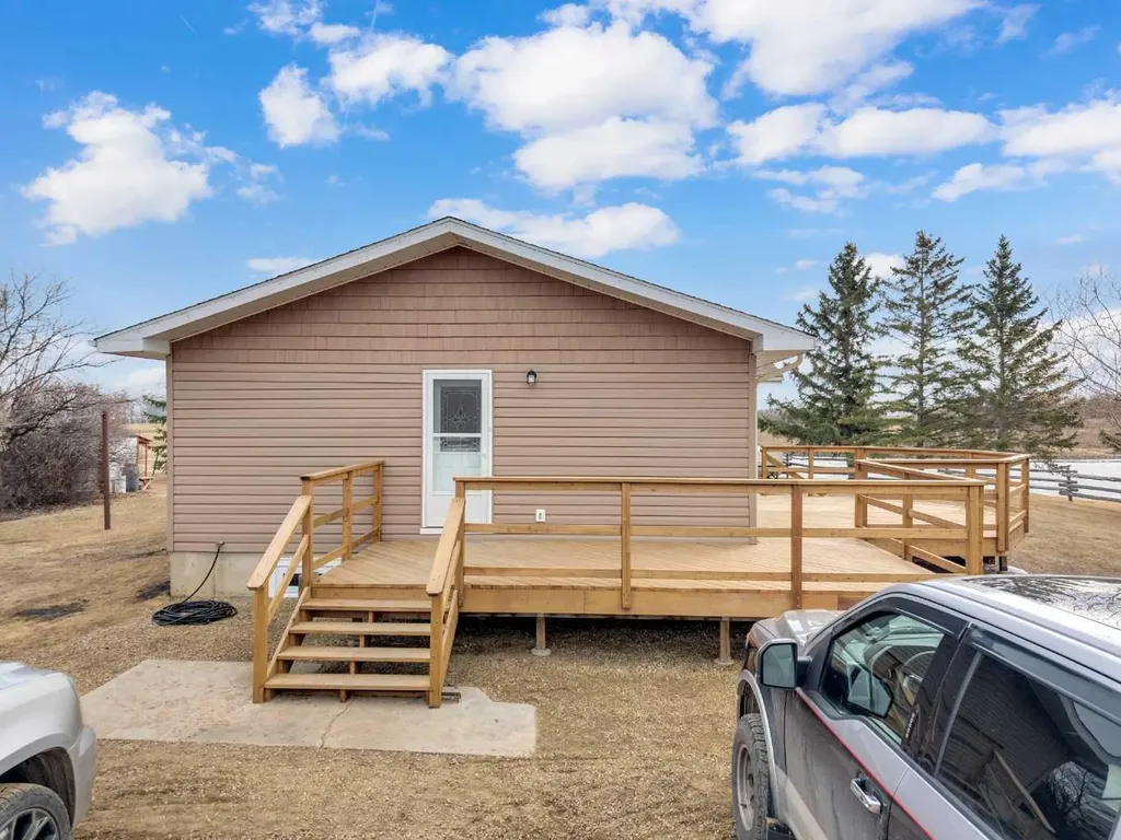 25236 Township Road 374 Rural Red Deer County AB T4E 1E7