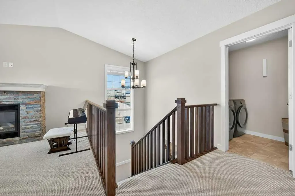 200 Kingston Way SE Airdrie AB T4A 0K3