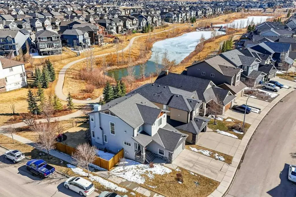 200 Kingston Way SE Airdrie AB T4A 0K3