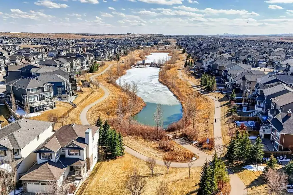 200 Kingston Way SE Airdrie AB T4A 0K3
