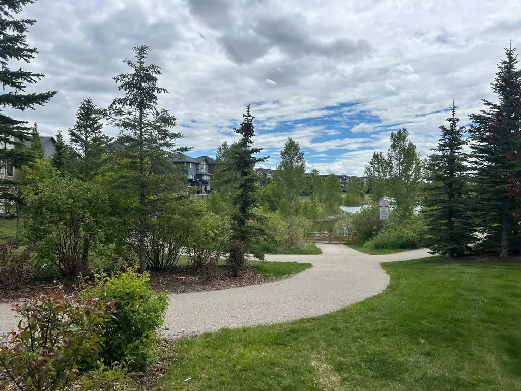 200 Kingston Way SE Airdrie AB T4A 0K3