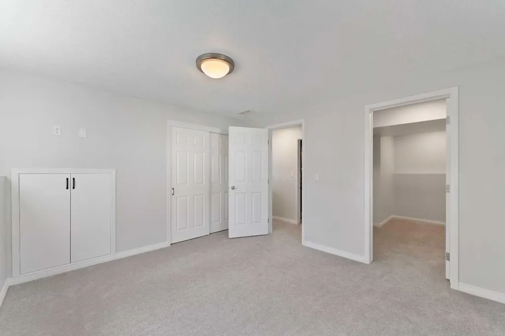 6808 Rundlehorn Drive NE Calgary AB T1Y 3V2