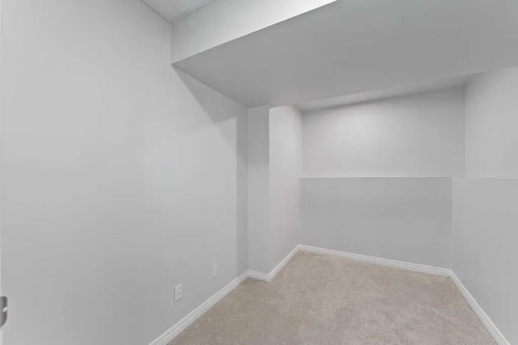 6808 Rundlehorn Drive NE Calgary AB T1Y 3V2