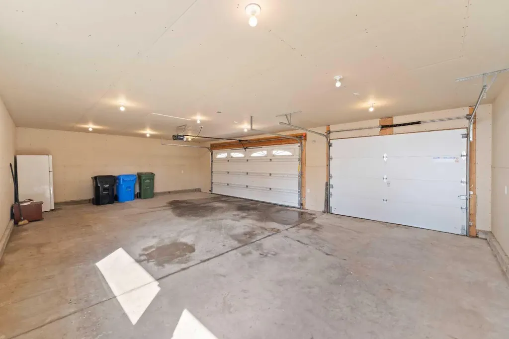 6808 Rundlehorn Drive NE Calgary AB T1Y 3V2