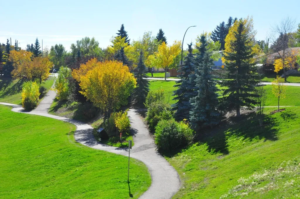 6808 Rundlehorn Drive NE Calgary AB T1Y 3V2