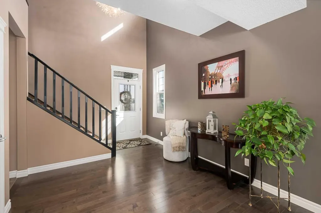 323 Nolan Hill Boulevard NW Calgary AB T3R 0P8