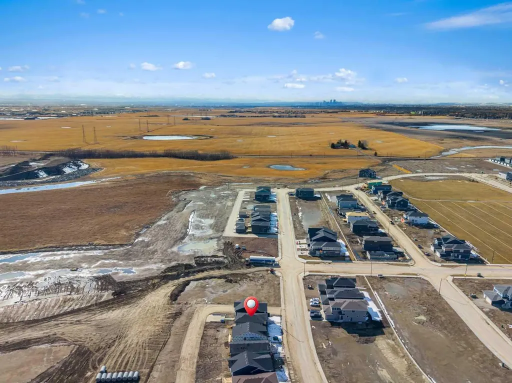 659 Chelsea Pier Run Chestermere AB T1X 3H6