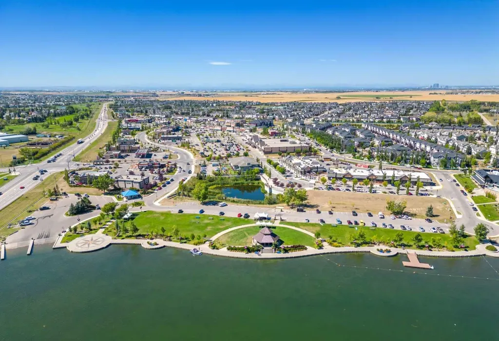 659 Chelsea Pier Run Chestermere AB T1X 3H6