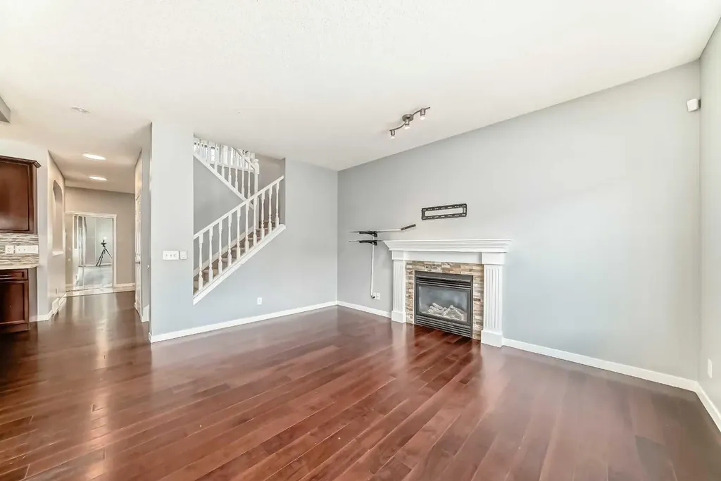 46 Saddlecrest Gardens NE Calgary AB T3J 0C4