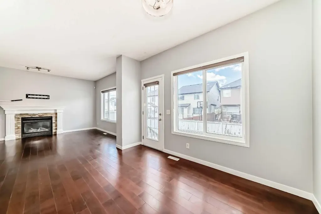 46 Saddlecrest Gardens NE Calgary AB T3J 0C4