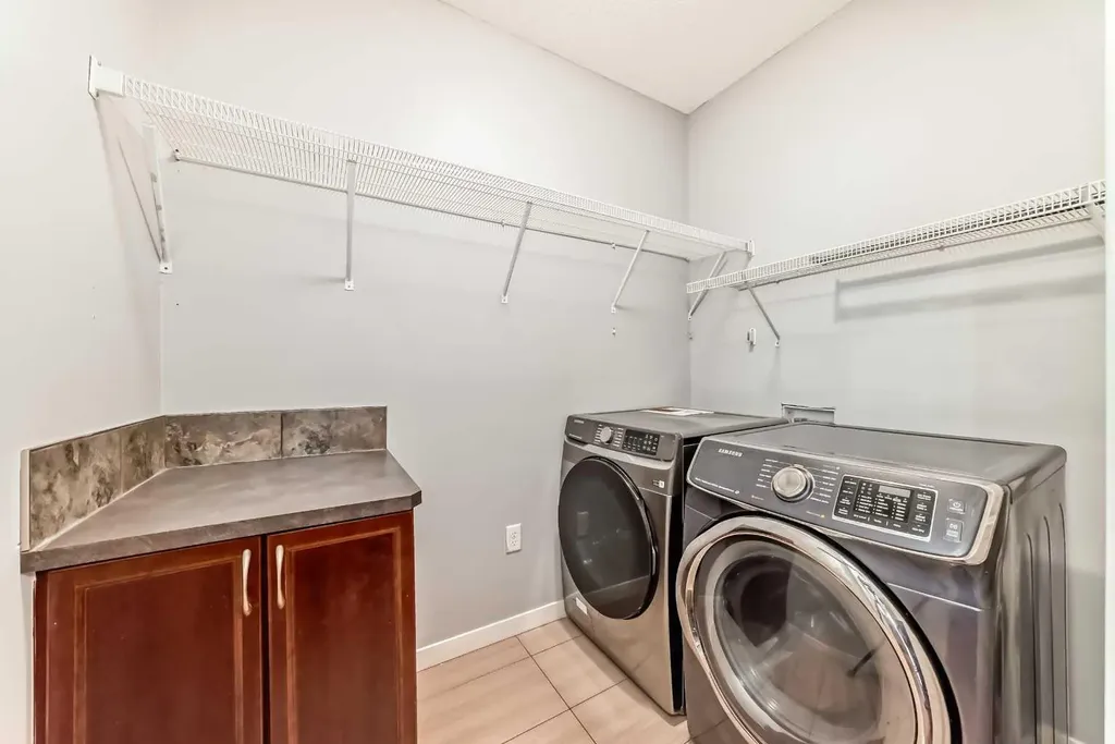 46 Saddlecrest Gardens NE Calgary AB T3J 0C4
