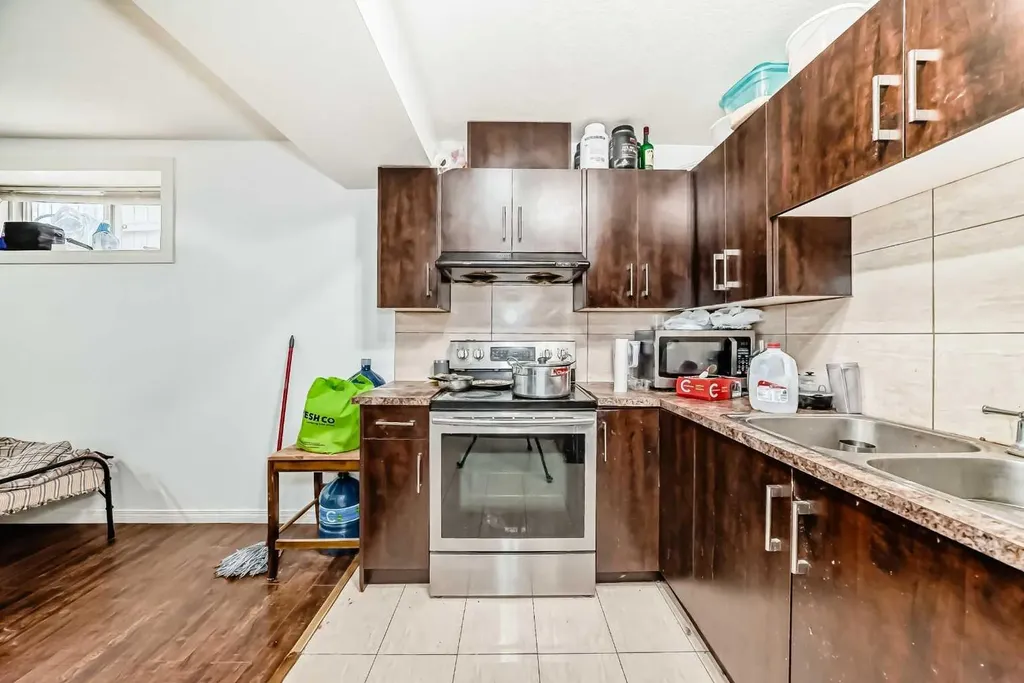 46 Saddlecrest Gardens NE Calgary AB T3J 0C4